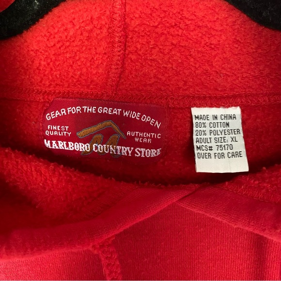 Vintage Marlboro Red Hoodie - Picture 4 of 9